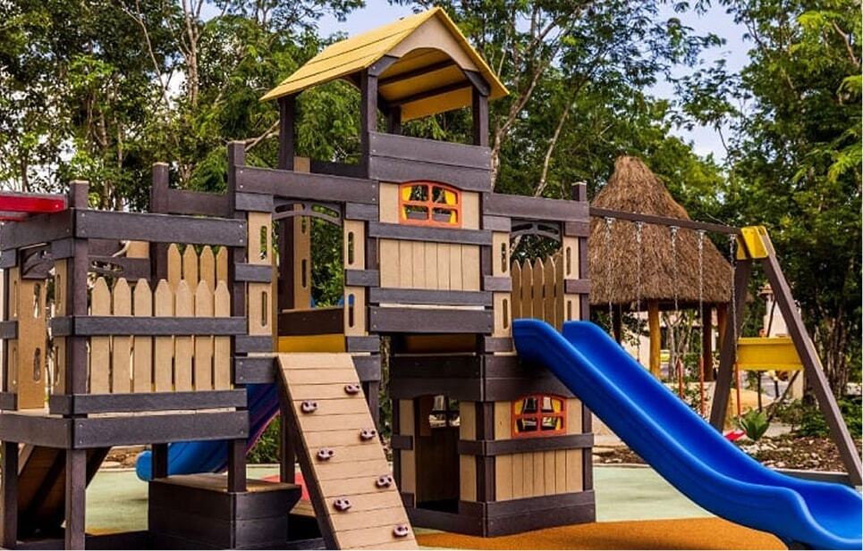 Área de juegos infantiles